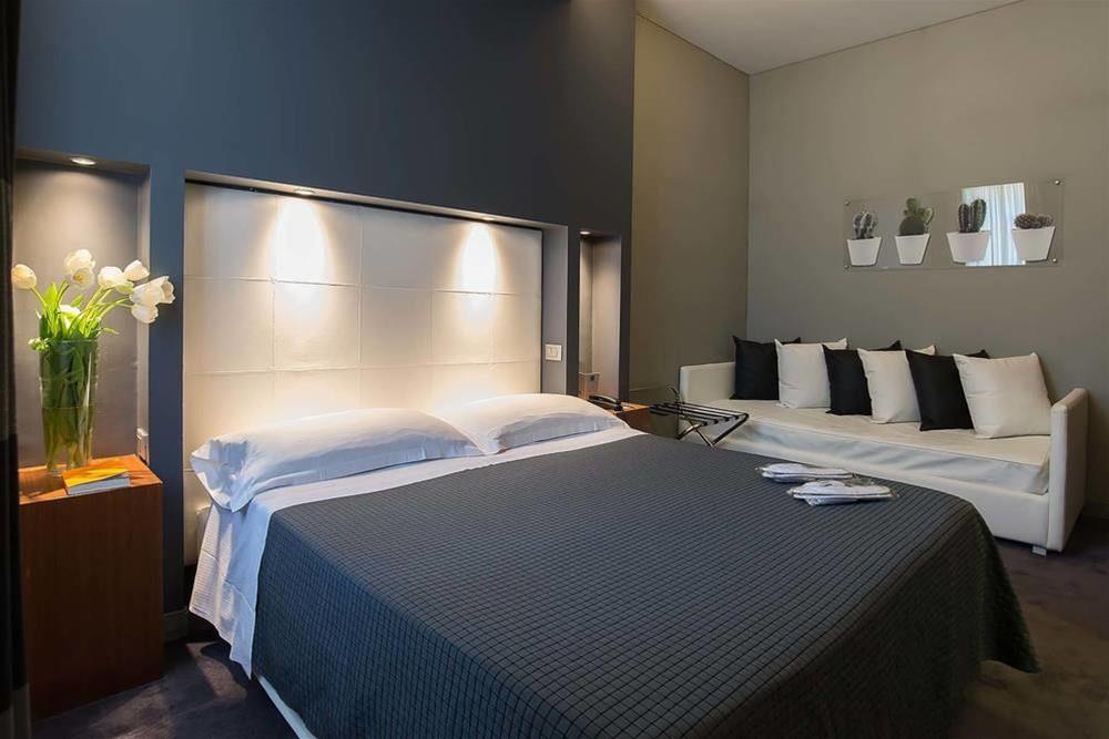 Metropolis - Hotel di Charme Rome Bagian luar foto