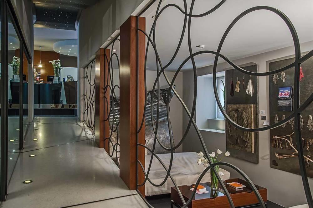 Metropolis - Hotel di Charme Rome Bagian luar foto